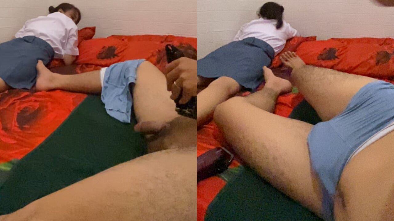 Bokep Cukur Bulu Di Depan Adik Tiri 18+