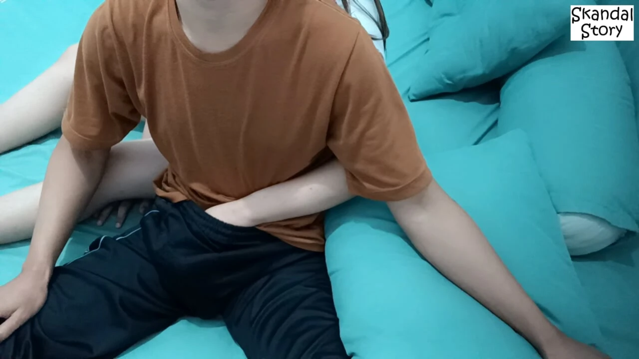 An ex-girlfriend is trying to get back together