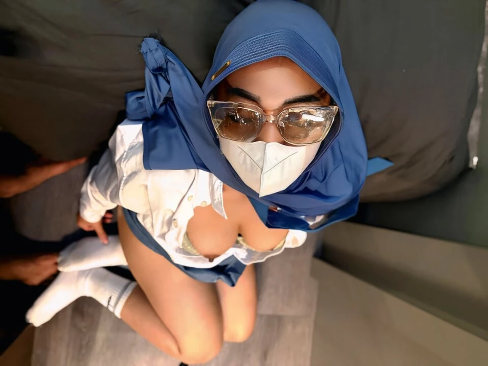 I was willing to be taken to the hotel by my teacher to get a good grade.